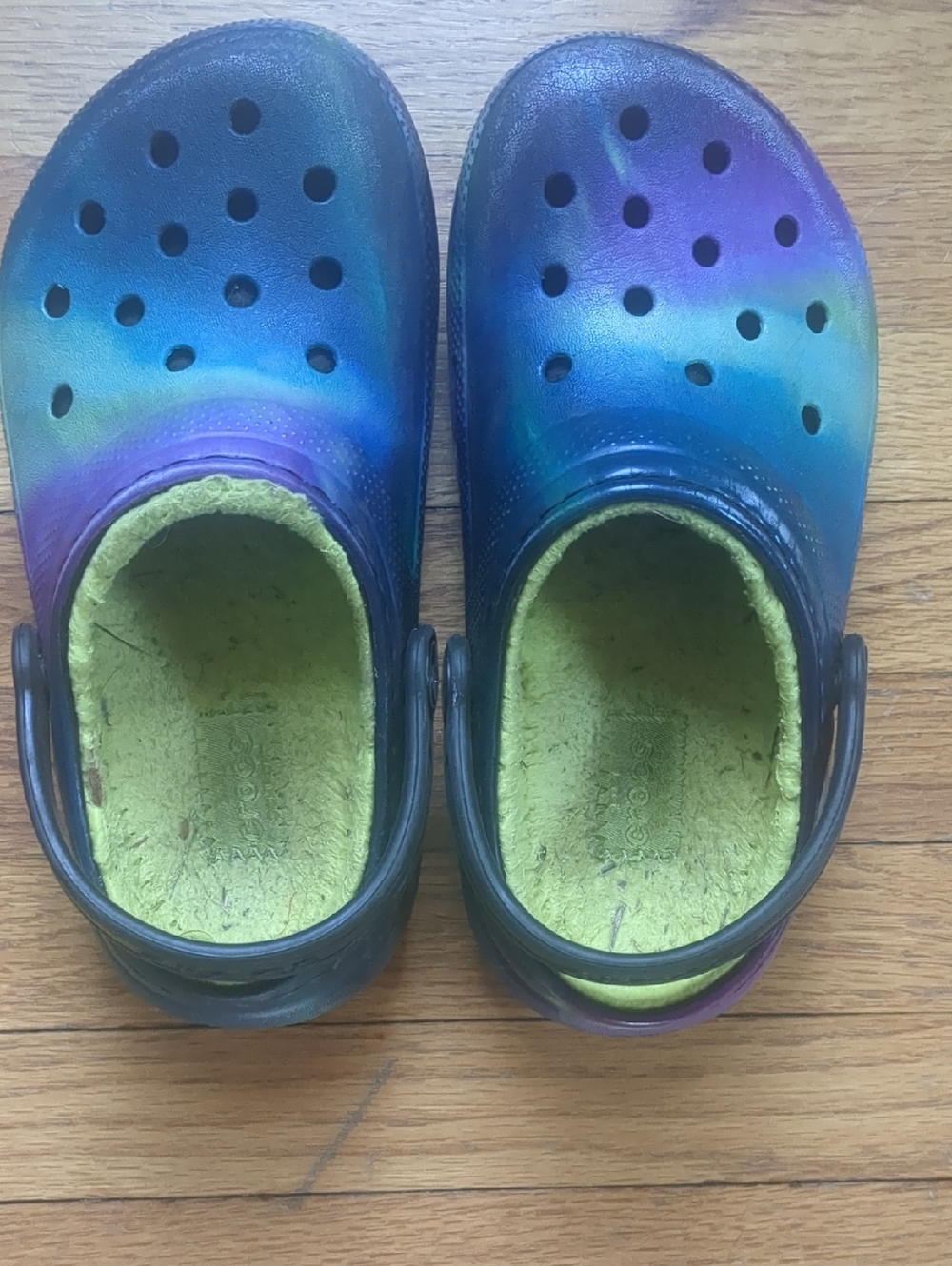 Kids Fuzzy Crocs size toddler 11